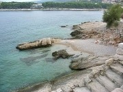 Primosten - spiagge lungo la passeggiata